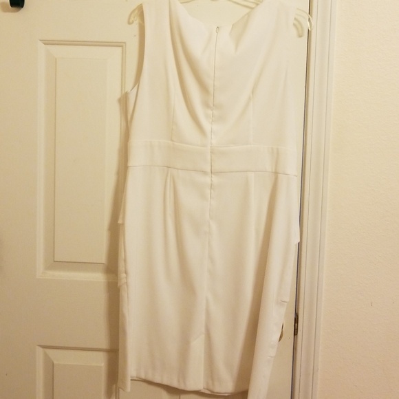 Casual dress - Picture 3 of 3